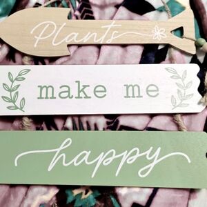 Decorative Wooden Sign Set - Green and White